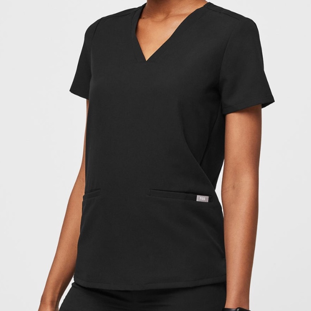 Figs Casma 3 Pocket Scrub Black Top XL